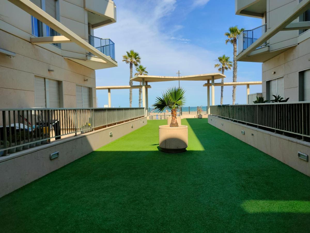 Non Stress Arena Primera Linea De Playa Valencia Eksteriør bilde